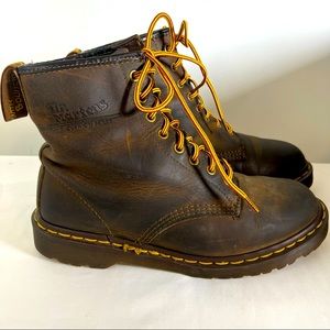 Vintage Dr. Martens 1460 Aztec Crazy Horse 8 Eye Brown Boots Size 6 UK England